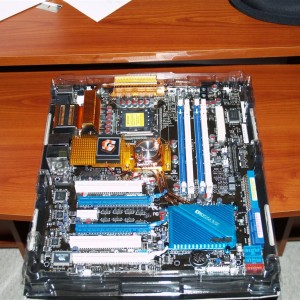 Here's my ASUS Maximus Extreme mobo.